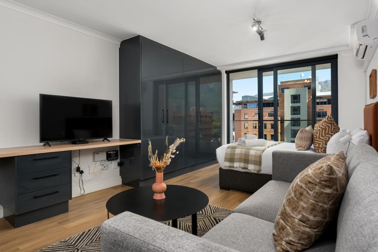 Newlands Peak Aparthotel By Totalstay Kaapstad Buitenkant foto